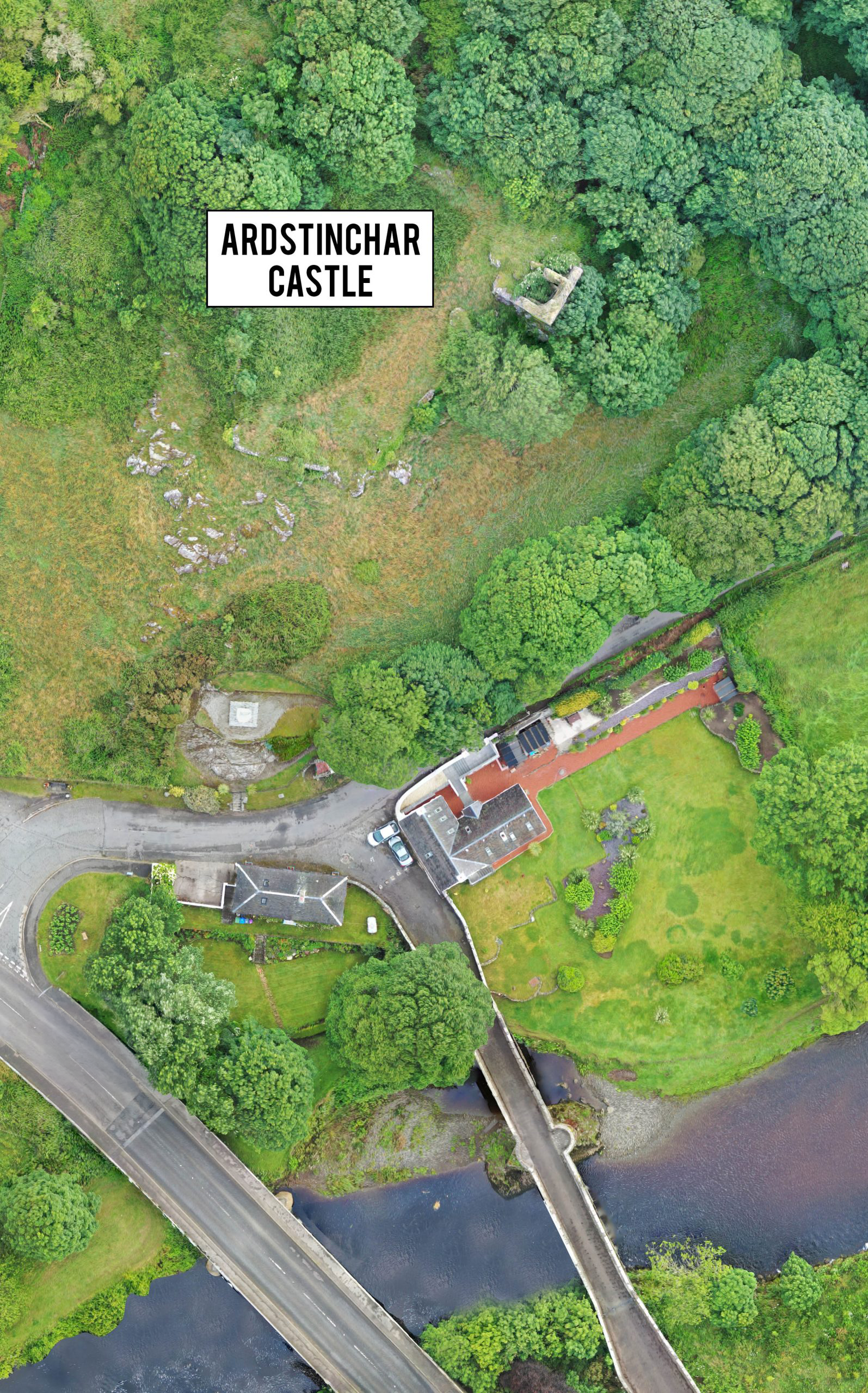 Aerial view of Ardstinchar Castle